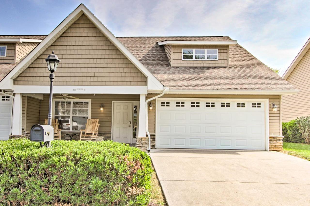 Home With Community Pool - 2 Miles To The Island! Pigeon Forge Esterno foto